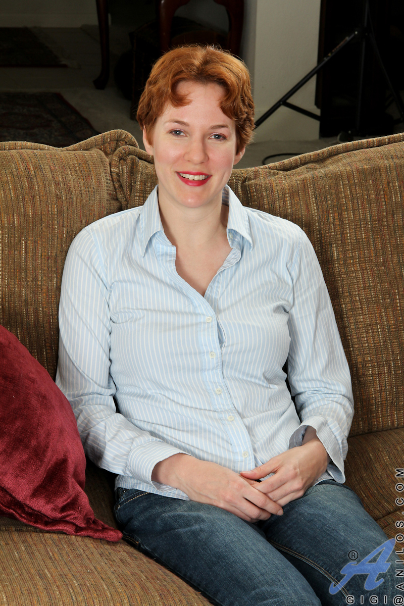Preview photo for Novel Pussy Play